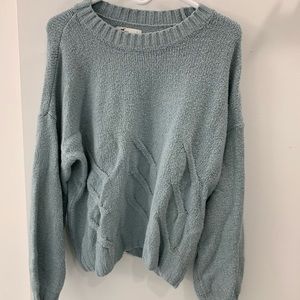 Hollister sweater size L